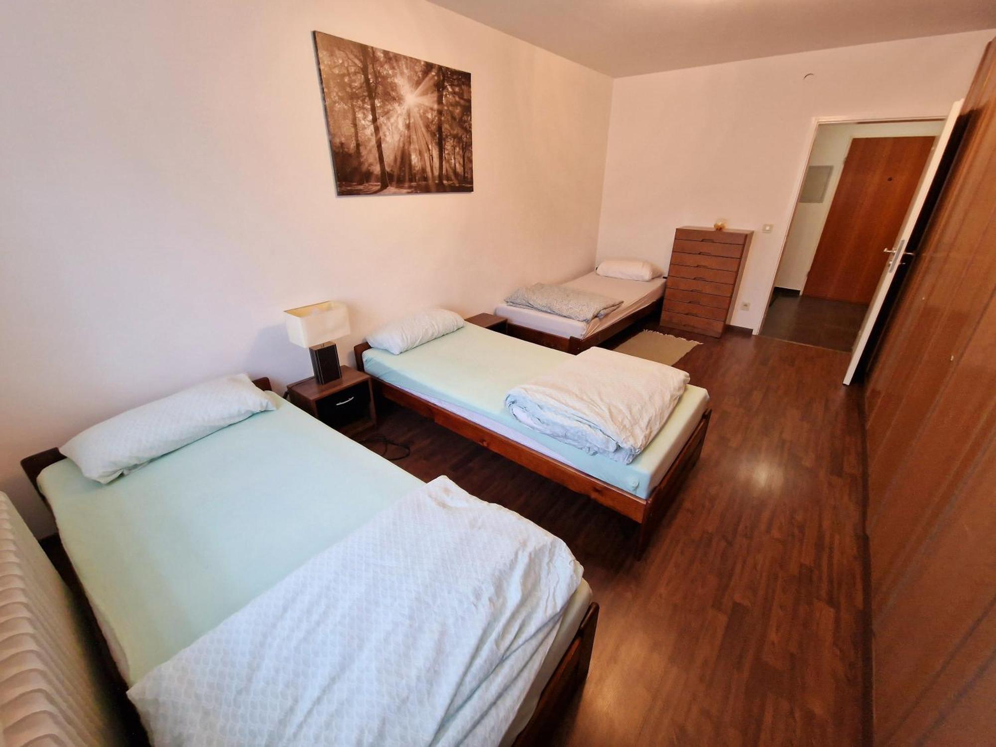 2-Zimmer Messe-Apartment Nbg-Langwasser 60Qm نورنبيرغ المظهر الخارجي الصورة